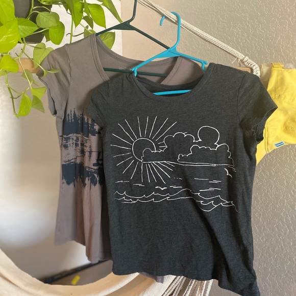 Set of 2 comfy tees - Picture 1 of 4